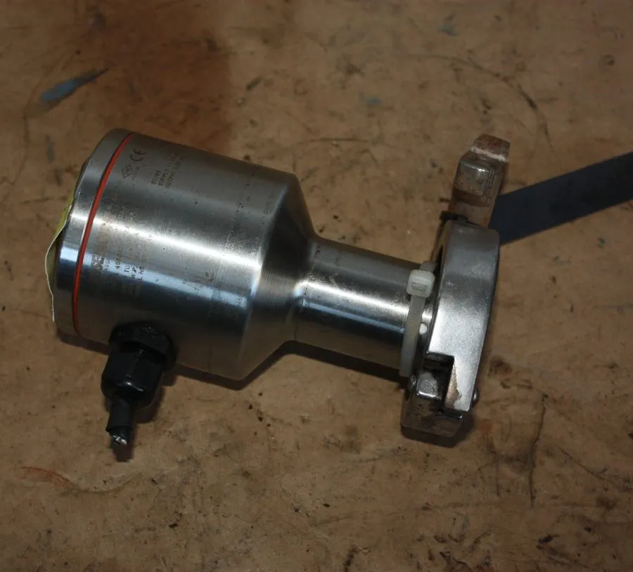 Датчик давления Rosemount HYGIENIC PRESSURE TRANSMITTER 4500G22O12AA2A Stainless — фото лота 1