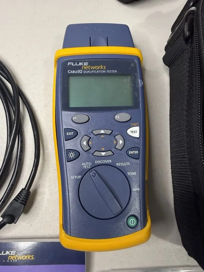 Тестер Fluke Networks CableIQ Qualification Tester CIQ-100 CIQ — фото лота 1