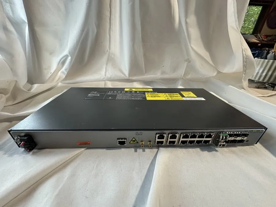 Маршрутизатор Cisco A901-4C-F-D 8-Port Ethernet Services ASR 901 Series Router — фото лота 1