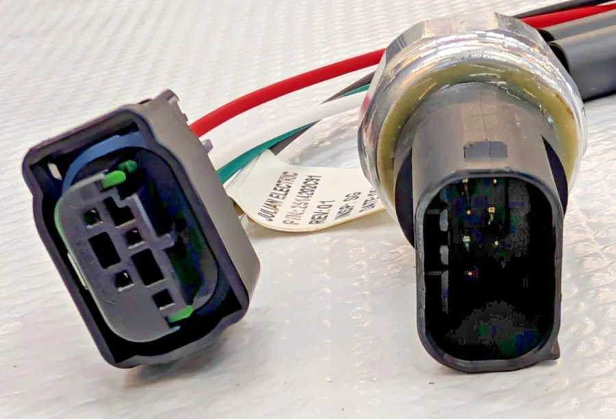 Датчик давления 4051001C2 International A/C Pressure Transducer Switch W/ 251420 — фото лота 2