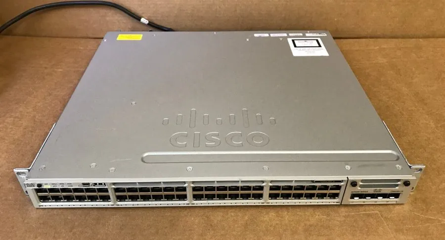 Коммутатор Cisco WS-C3850-48T-E 48 Ports Managed Network Switch