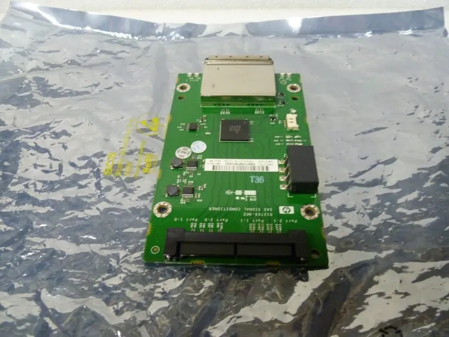 Преобразователь сигнала HP StorageWorks 1U 6Gbps SAS Signal Conditioner Board P/
