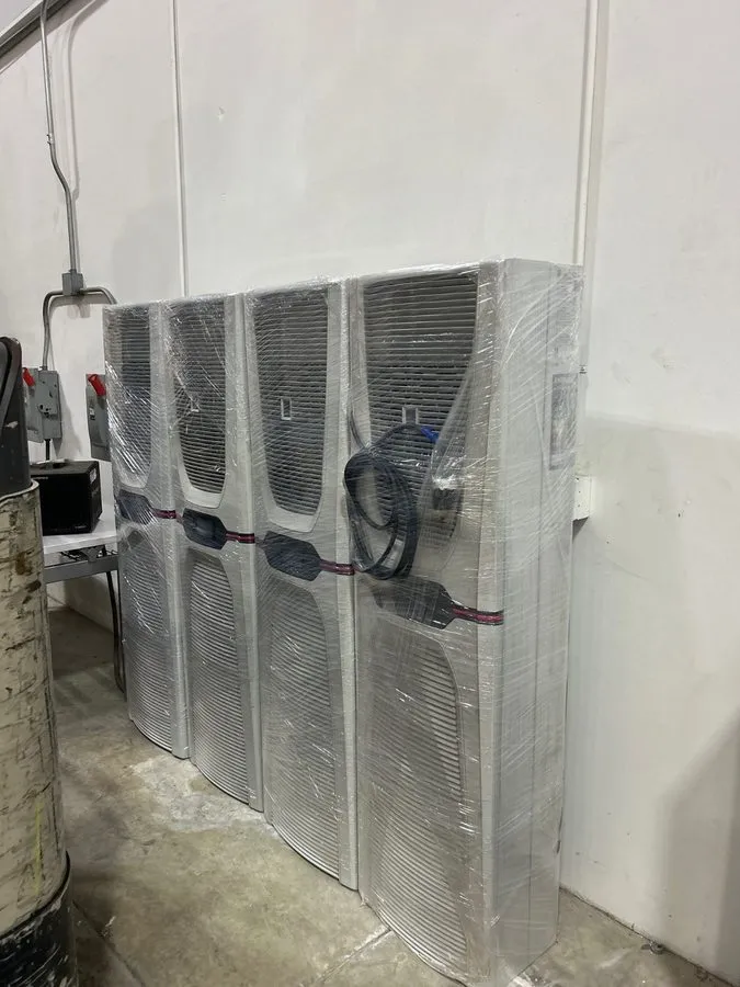 Монтажный шкаф Rittal 3187930 Enclosure Cooling Unit TopTherm Blue e+ — фото лота 1