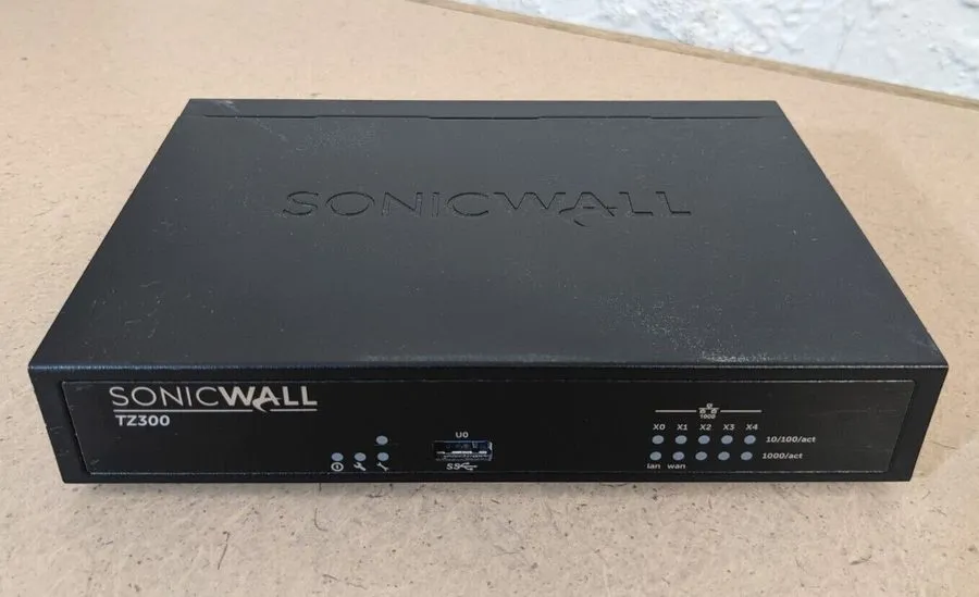Межсетевой экран SonicWALL TZ300 Network Security Appliance [APL28-OB4] FIREWALL