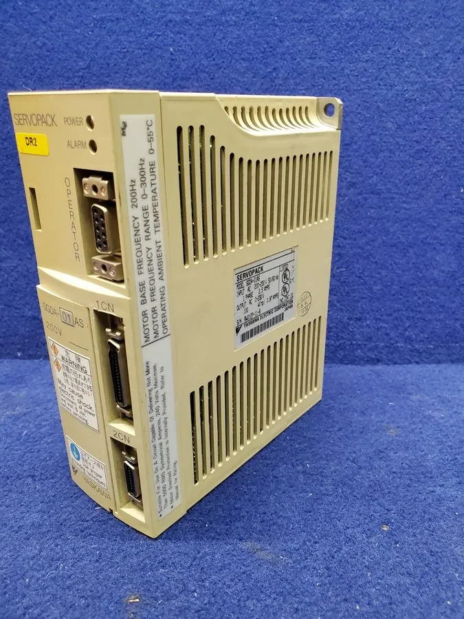 Сервопривод YASKAWA SERVOPACK SGDA-01AS