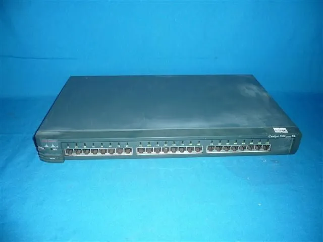 Коммутатор Cisco WS-C2924-XL-A Catalyst 2900 SERIES XL 24-Port 10/100 Network Sw