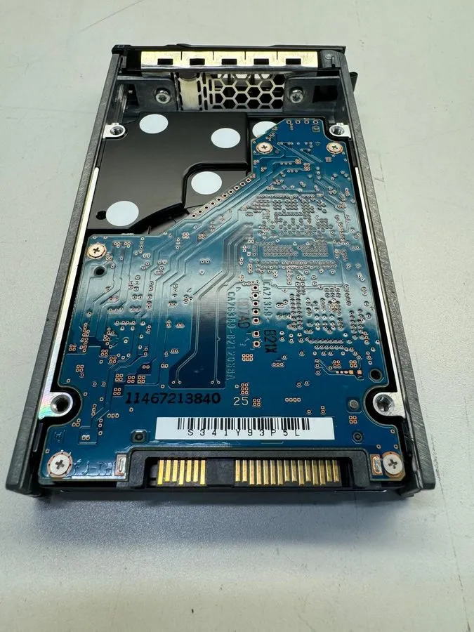 Жёсткий диск Dell MBF2600RC 600GB 10K SAS 2.5'' 6G HDD Toshiba CA07173-B40300DE  — фото лота 2