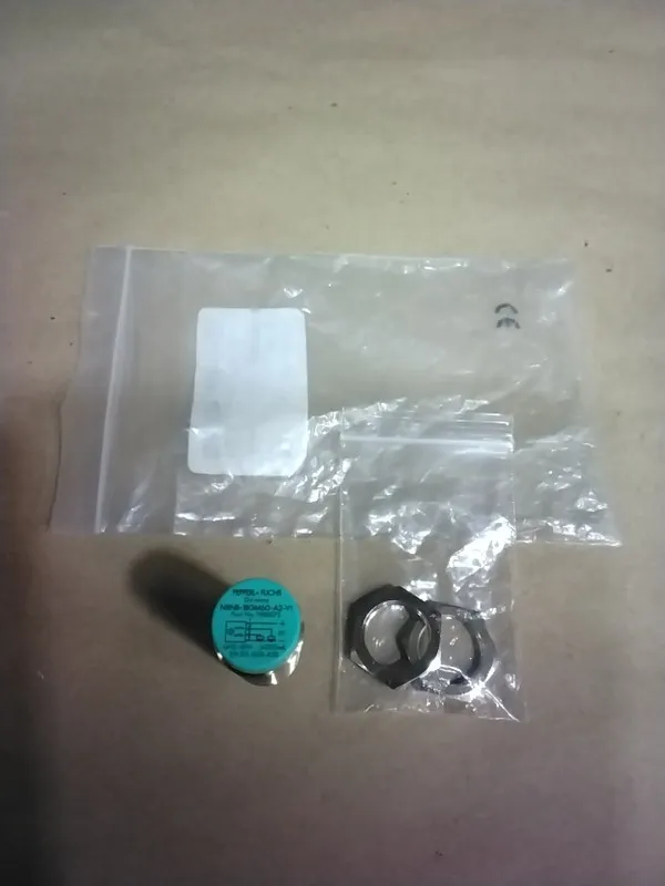Датчик приближения PEPPERL+FUCHS NBN8-18GM60-A2-V1 Proximity Sensor Y98327S