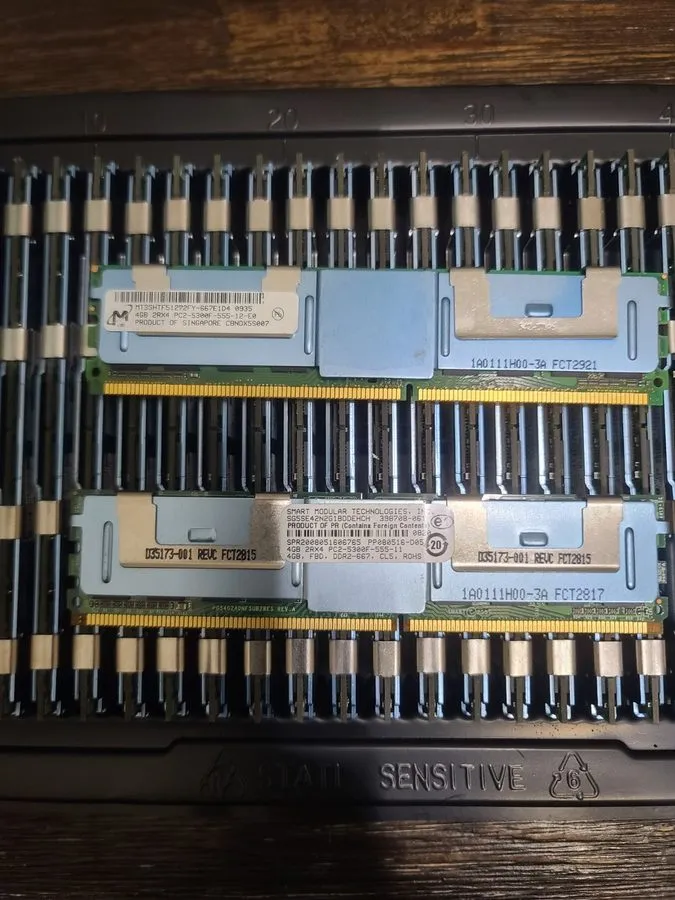Модуль памяти Micron 4GB 2RX4 PC2-5300F-555-12-E0 MT36HTF51272FZ-667H1D6