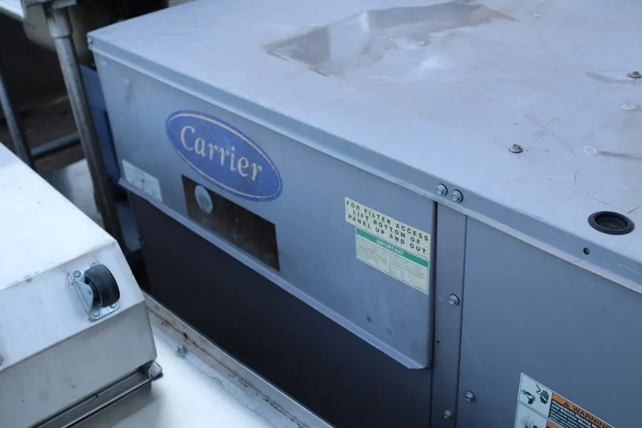 Климатическое оборудование Carrier 48TCDA06A2AOA0A0A0A0 Commercial Rooftop HVAC — фото лота 1