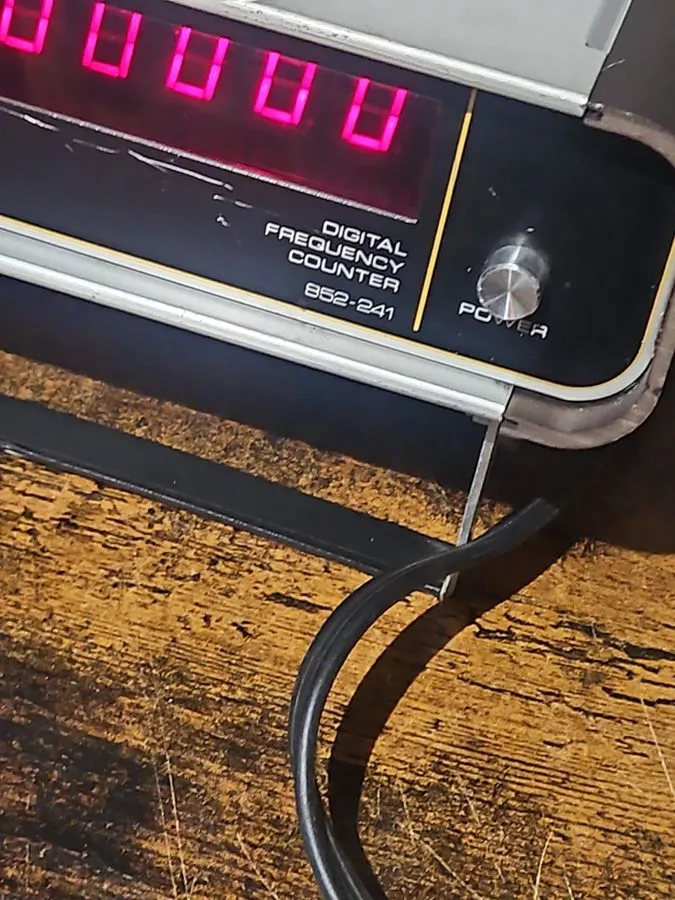 Тестер Zenith 852-241 Digital Frequency Counter — фото лота 2