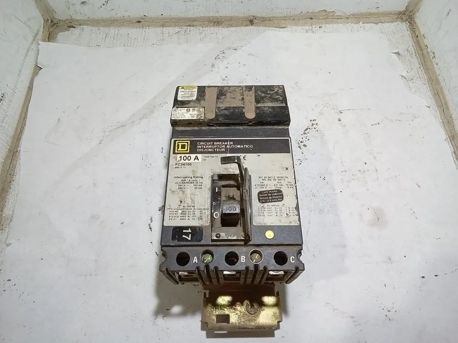 Автоматический выключатель Square D FC34100 circuit breaker Iline 3pole 100 amp 