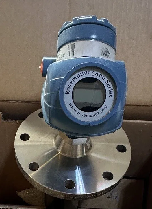 Датчик уровня ROSEMOUNT 5402AF2I74SPVCA M1Q4Q8 RADAR LEVEL TRANSMITTER FOUNDATIO