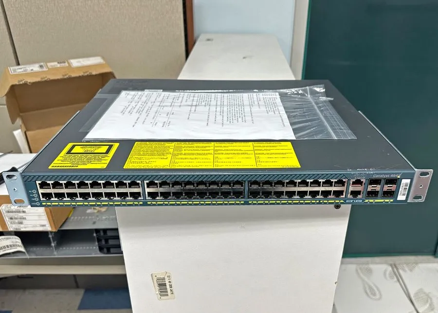 Коммутатор Cisco WS-C4948 CAT4948 48-10/100/1000 4-SFP