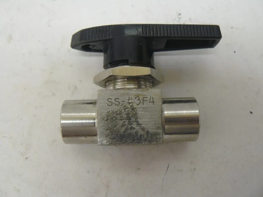 Клапан Swagelok Whitey SS-43F4 Stainless Steel Ball Valve