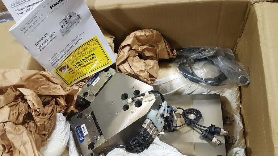 Робот Schunk OSE-B57-2/8 Pneumatic Rotary Actuator