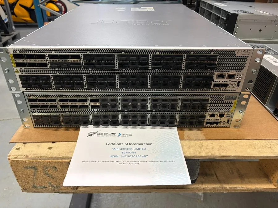 Маршрутизатор Juniper PTX1000-72Q 72-Port 40/100GbE Router 288x 10GbE QSFP+ QSFP