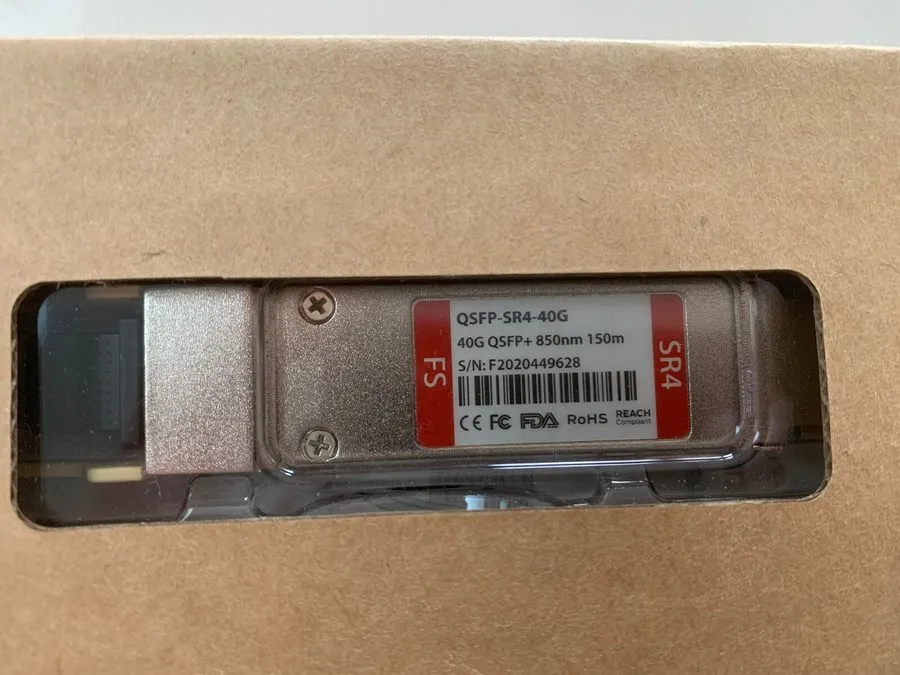 Трансивер Fiberstore QSFP-SR4-40G 40GBASE-SR4 QSFP+ 850nm MPO DOM Transceivers M — фото лота 2
