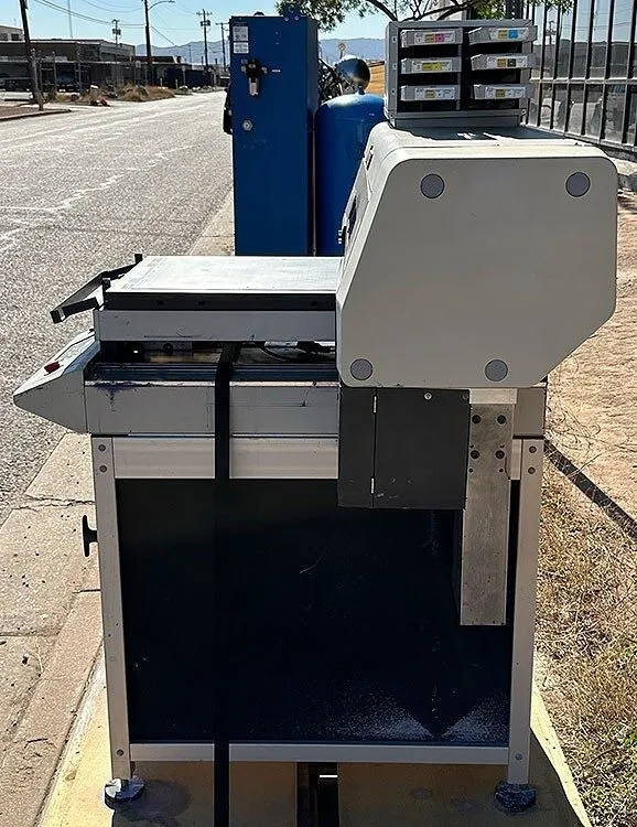 Принтер Mimaki UJF-3042HG/3042FX UV LED Flatbed Inkjet Printer — фото лота 2