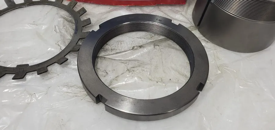 Подшипник SKF H-3128 Bearing Adapter Sleeve Assembly 125mm ID KM28 MB28 Sweden
