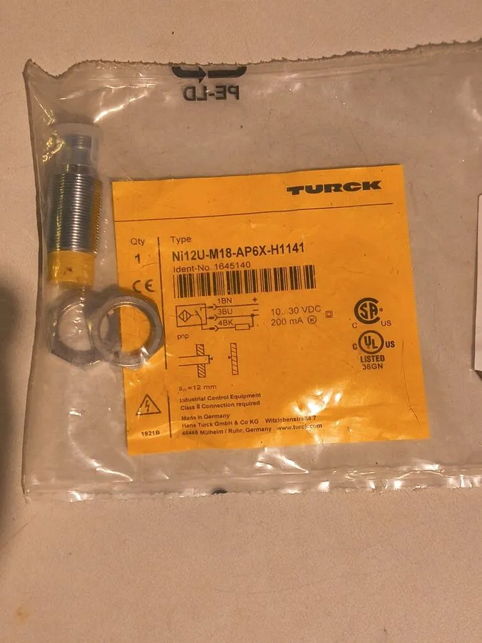Датчик приближения TURCK NI12U-EM18-AP6X-H1141 PROXIMITY SENSOR 30VDC — фото лота 1