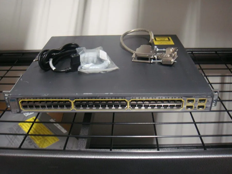 Коммутатор Cisco Catalyst 3750G WS-C3750G-48TS-E Enhanced 48-Port Switch
