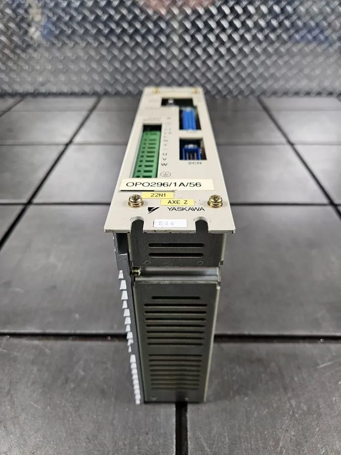Сервопривод YASKAWA SERVO PACK DR2-02AC #7909