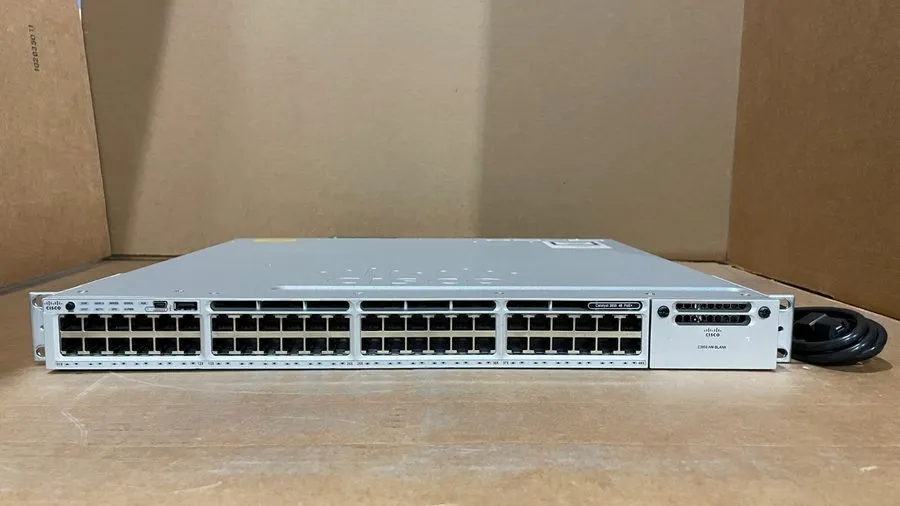 Коммутатор Cisco WS-C3850-48F-S Catalyst 3850 48 Port Full PoE 1100W Switch