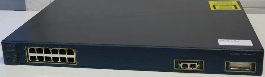 Коммутатор Cisco Catalyst 3500 Series XL WS-C3512-XL-EN 12 Port Ethernet Switch  — фото лота 1