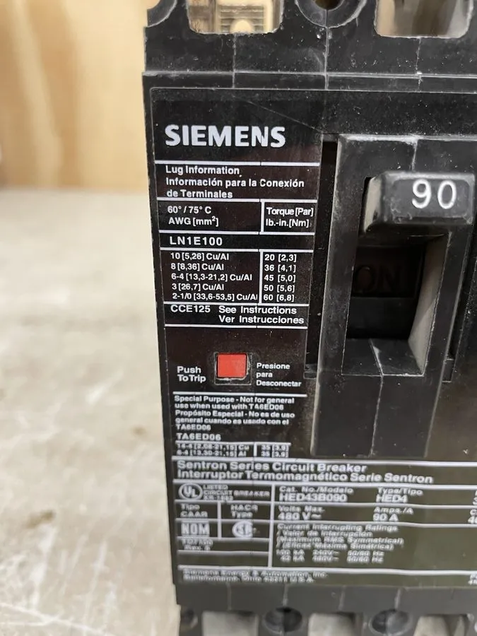Автоматический выключатель Siemens HED43B090 90 Amp 3 Pole 480V HED4 Circuit Bre