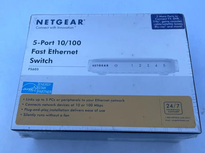Коммутатор Netgear FS605NA 5-port Fast Ethernet Switch 10/100 Mbps