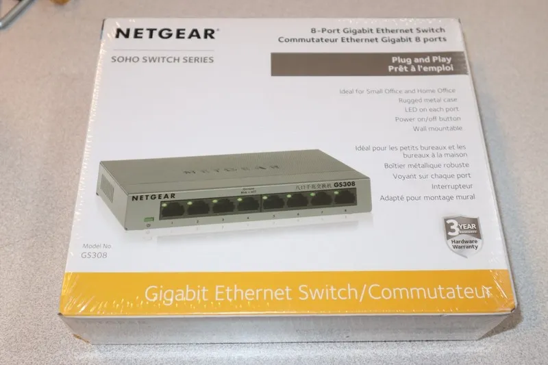 Коммутатор NETGEAR 8-port 10/100/1000mbps Gigabit Ethernet Switch GS308-100PAS