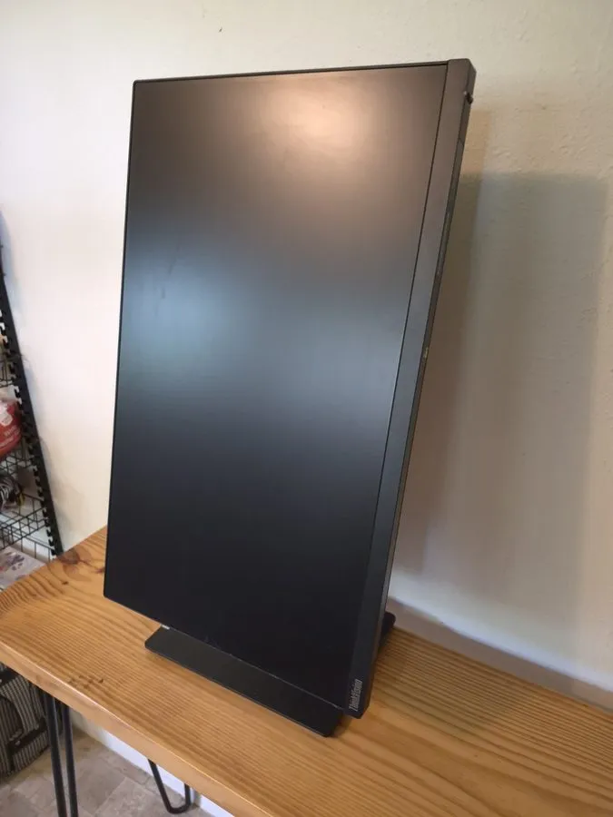 Монитор Lenovo ThinkVision 23" T23i-30 60Hz LED Monitor Full HD (1920X1080) — фото лота 1