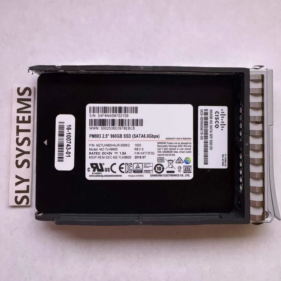 SSD-накопитель MZ-7LH9600 SAMSUNG PM883 960GB 2.5'' SATA 6.0Gbps MZ7LH960HAJR-00