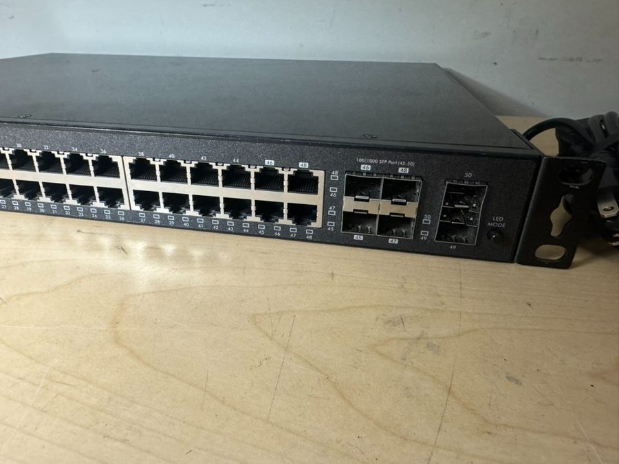 Фото лота GS2210-48HP от продавца №34452
