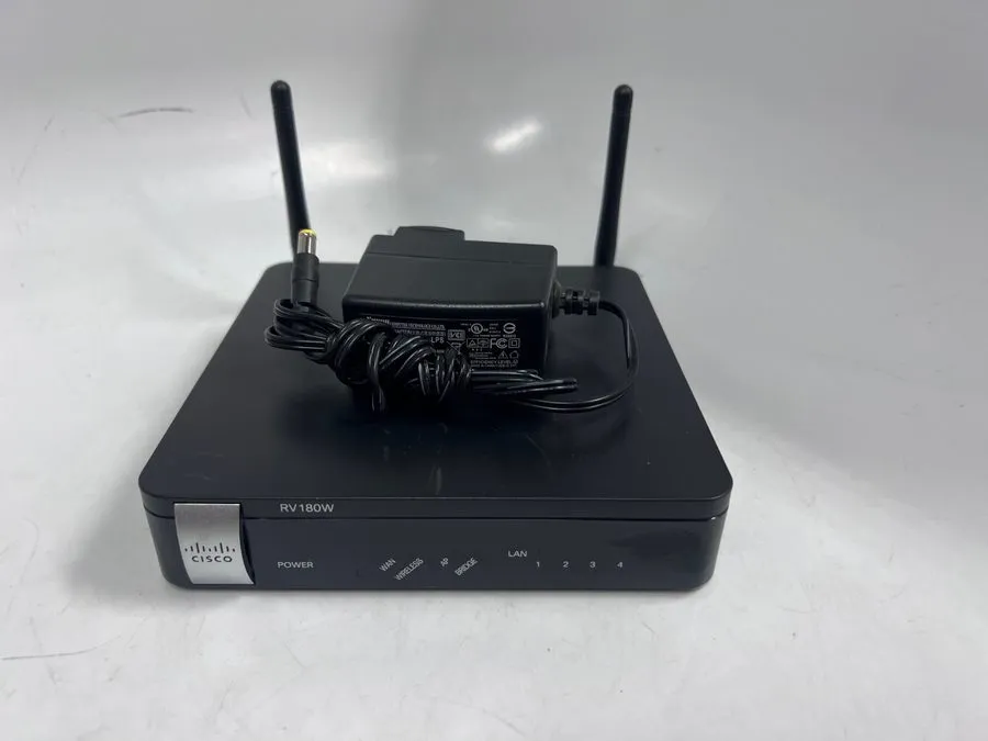 Маршрутизатор Cisco RV180W 4-PORT Wireless-N Multifunction Small Business VPN Ro