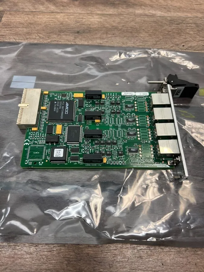 Модуль National Instruments PXI-8422 Isolated RS-232 PXI Module
