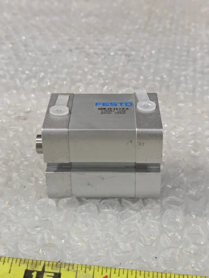 Пневмоцилиндр Festo ADN-25-15-I-P-A 536261 Compact Pneumatic Cylinder 25mm Bore 