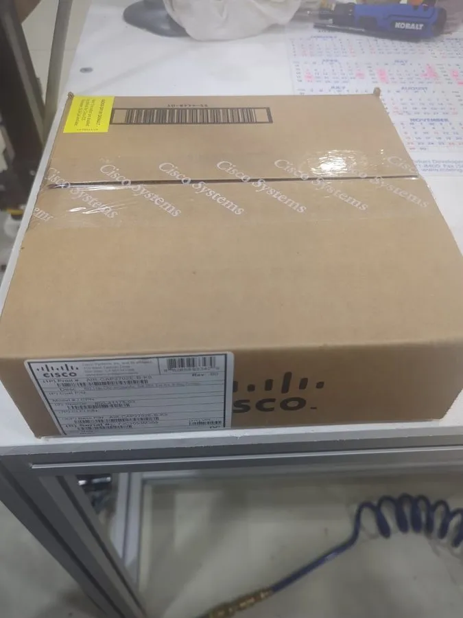 Точка доступа Wi-Fi Cisco AIR-CAP2702E-B-K9 USA STD 802.11ac CAP Access Point
