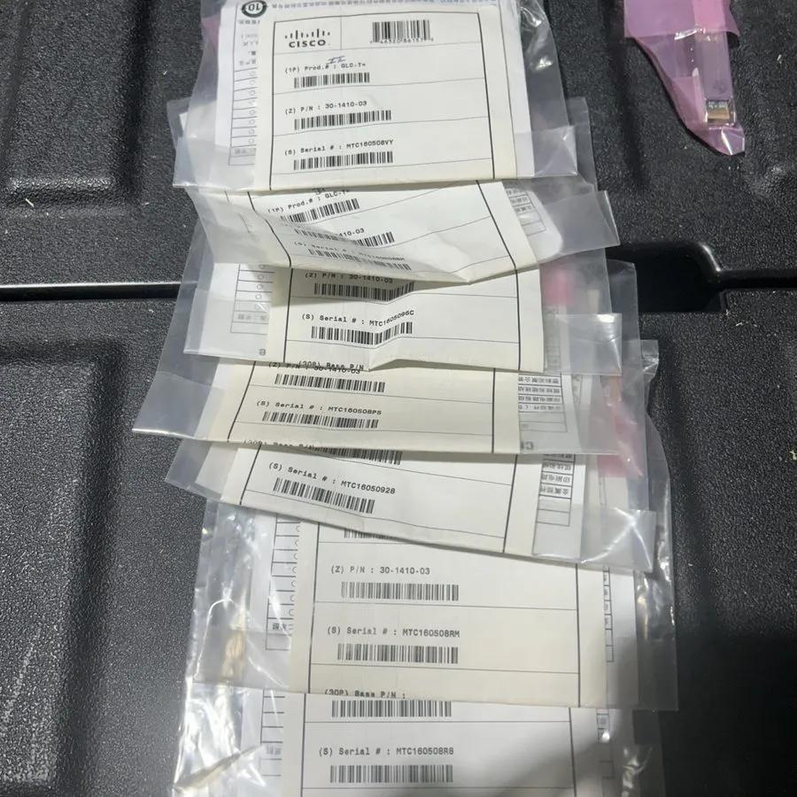 Трансивер in Clamshell Cisco GLC-T 30-1410-03 / 04 SFP Transceivers