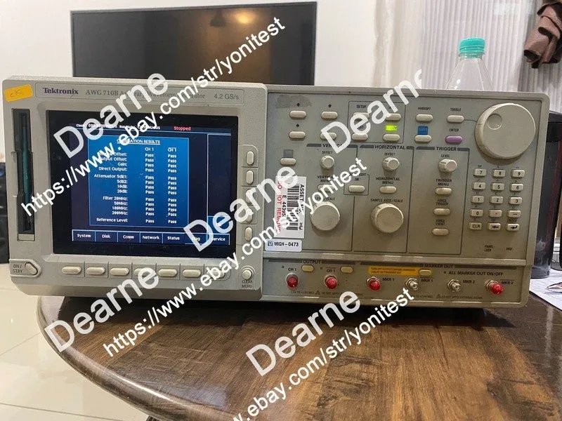 Генератор сигналов Tektronix AWG710B 2.1GHZ/4.2GS/s Arbitrary Waveform Generator