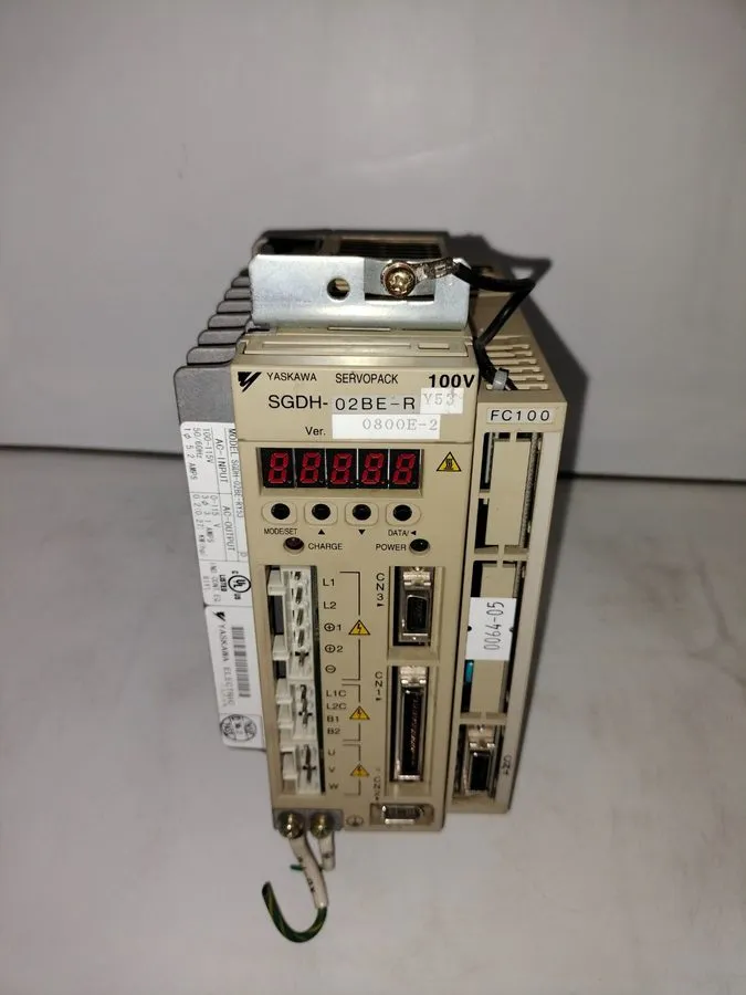 Сервопривод Yaskawa JUSP-FC100 Interface Unit Servopack