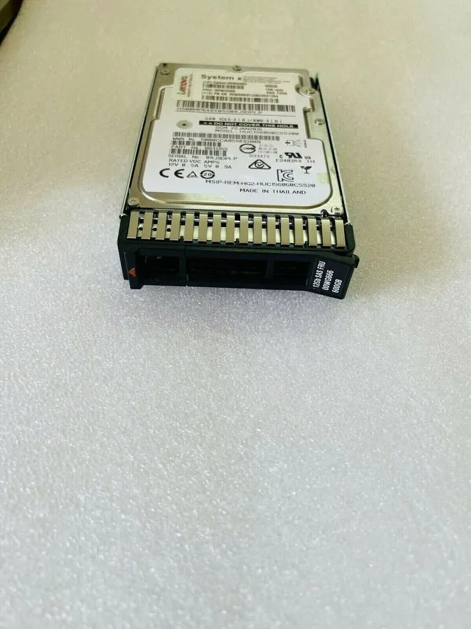 Сервер Lenovo 00WG665 00WG669 00WG666 600GB System X 15K SAS 12Gb/s 2.5" HDD Dri