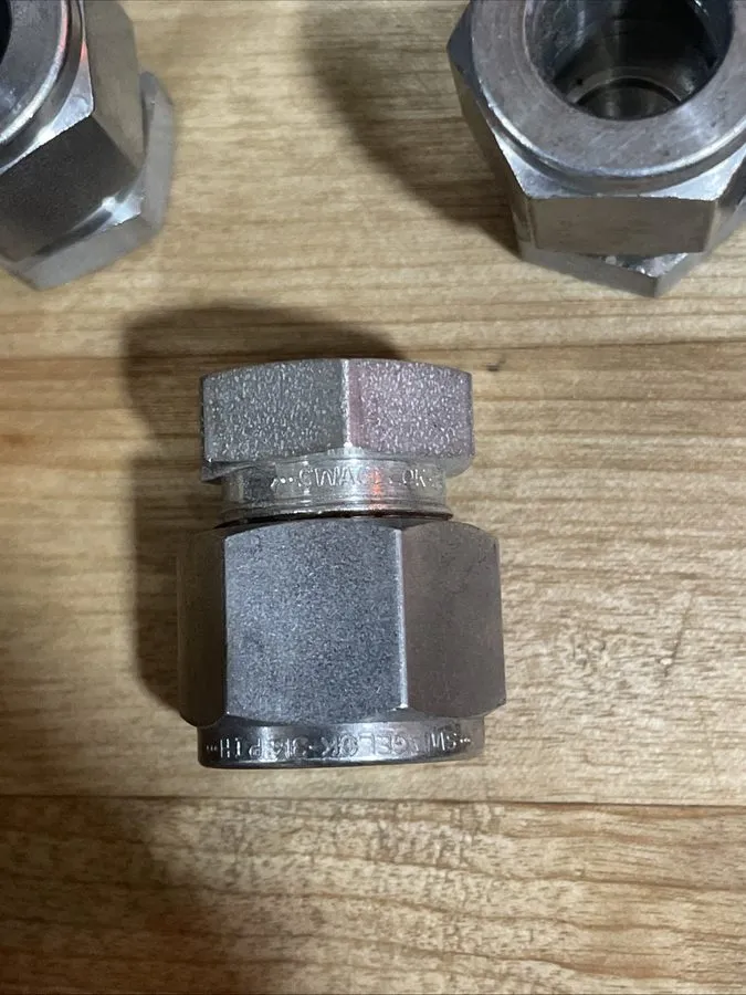 Фитинг Swagelok Stainless Steel Cap Fitting, 1/2" OD Tube, SS-810-C — фото лота 2
