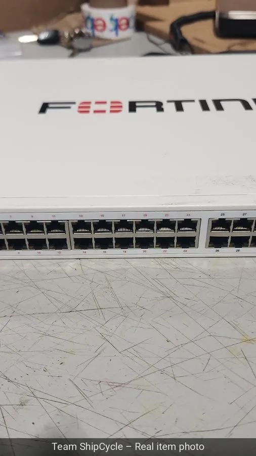 Коммутатор Fortinet FortiSwitch FS-148E-POE 48-Port PoE Managed Network Switch