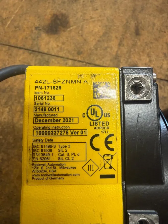Сканер безопасности Allen-Bradley 442L-SFZNMN Guardmaster SafeZone Mini Safety L — фото лота 2