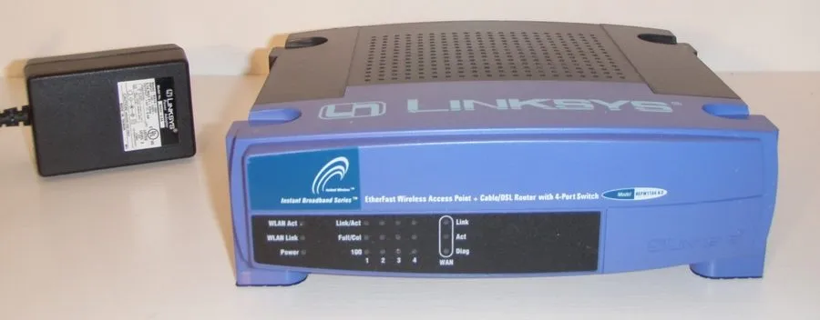 Маршрутизатор Linksys BEFW11S4 11 Mbps 4-Port 10/100 Wireless B Router