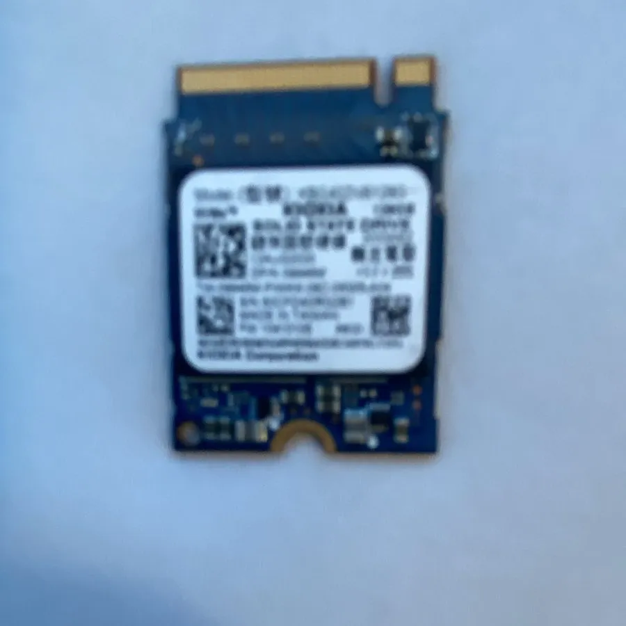 SSD-накопитель KIOXIA Toshiba BG4 128GB M.2 2230 PCIe Gen3 x4 NVMe SSD KBG40ZNS1
