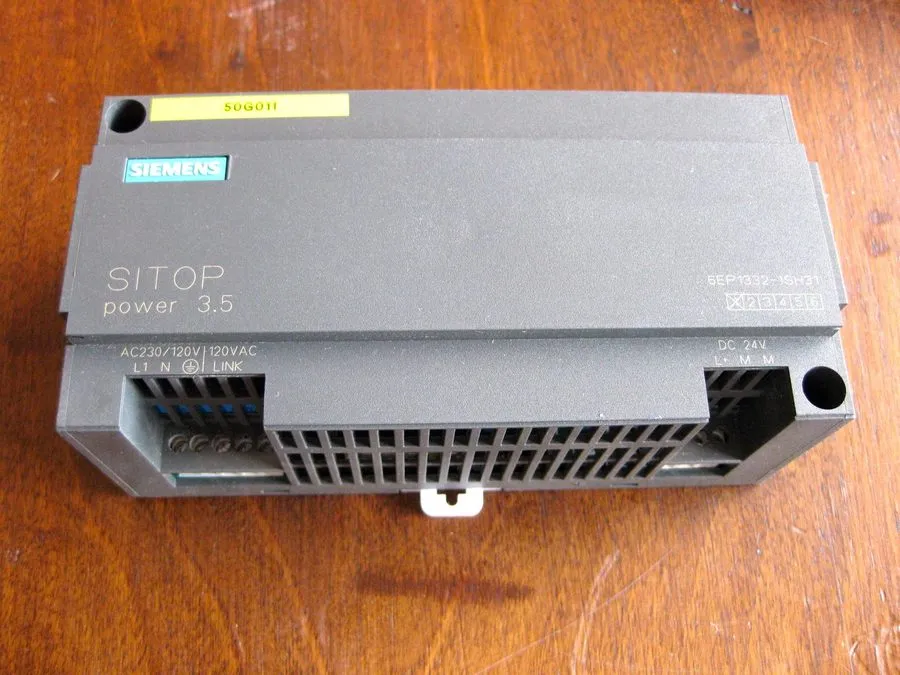 Блок питания SIEMENS 6EP1332-1SH31 POWER SUPPLY 24 VDC SITOP 3.5
