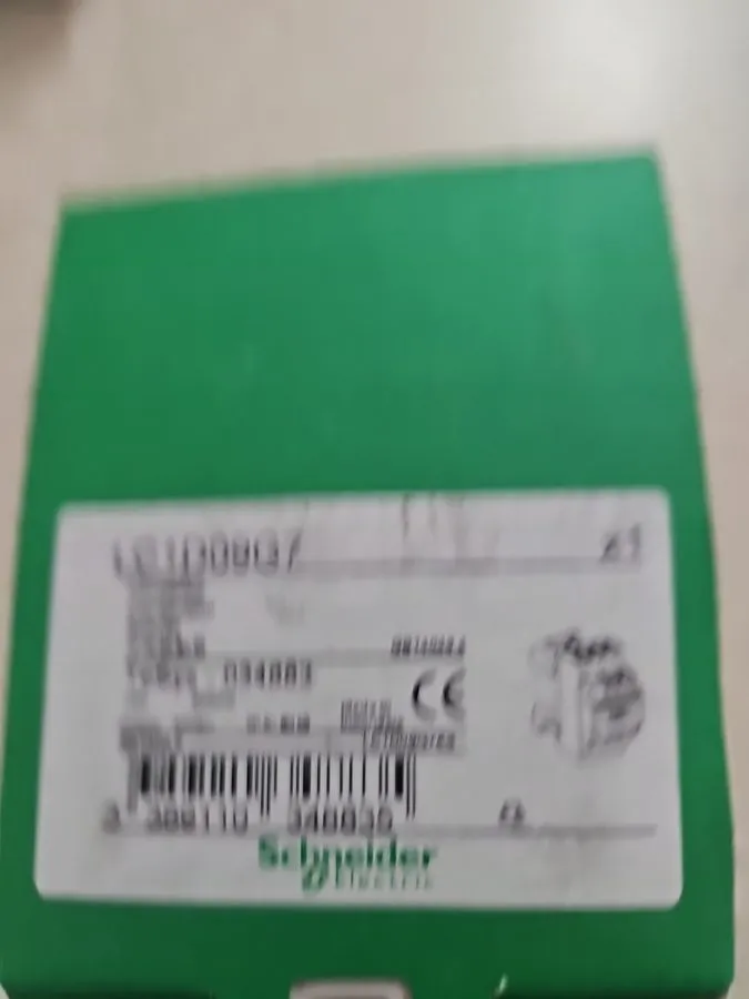 Контактор Schneider Electric LC1D09G7 TeSys Contactor, 3-Pole, 9A Max, 120VAC Co